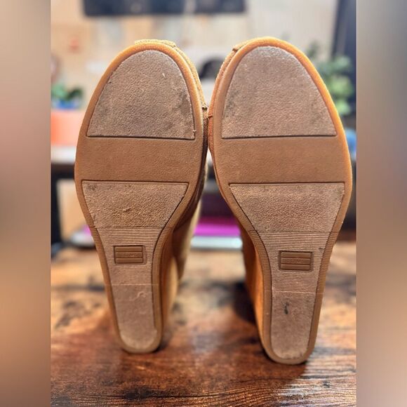 Toms Tan Wedge Booties Size 11 - Picture 5 of 11